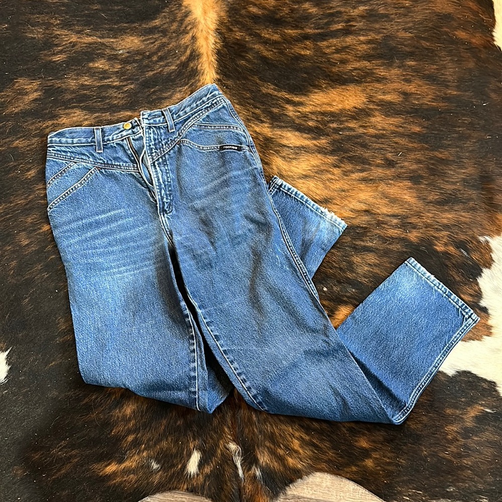 Rockies! Fits size 8 better but says Large 9/10